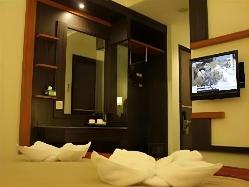 Travello Hotel Manado Ngoại thất bức ảnh
