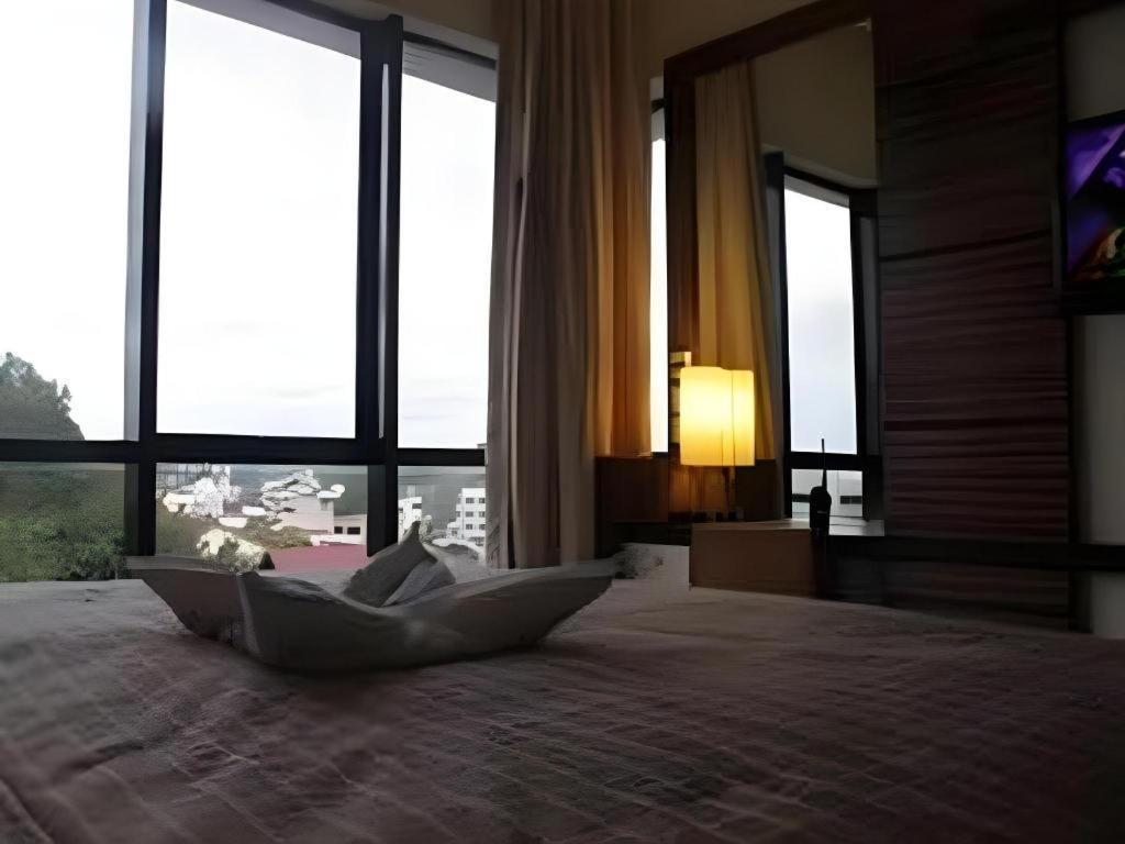 Travello Hotel Manado Ngoại thất bức ảnh