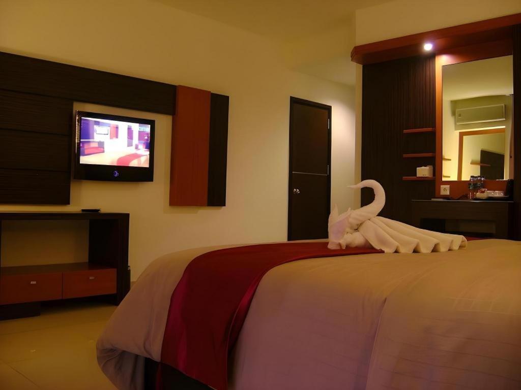 Travello Hotel Manado Ngoại thất bức ảnh