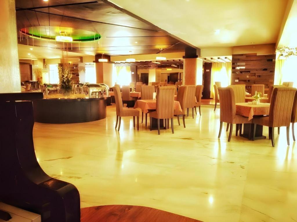 Travello Hotel Manado Ngoại thất bức ảnh