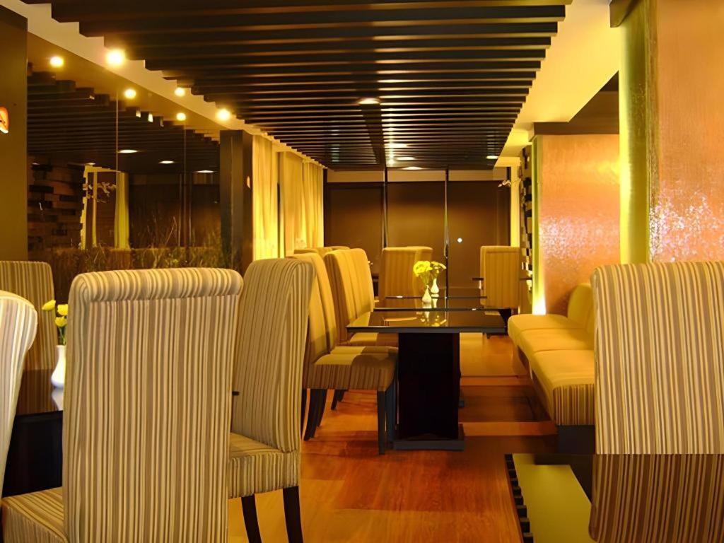 Travello Hotel Manado Ngoại thất bức ảnh