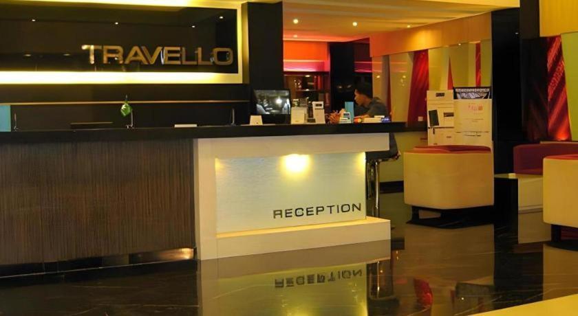 Travello Hotel Manado Ngoại thất bức ảnh