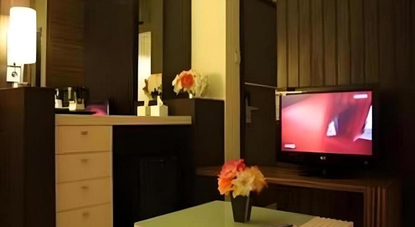 Travello Hotel Manado Ngoại thất bức ảnh