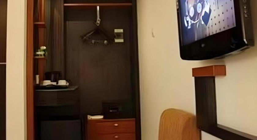 Travello Hotel Manado Ngoại thất bức ảnh