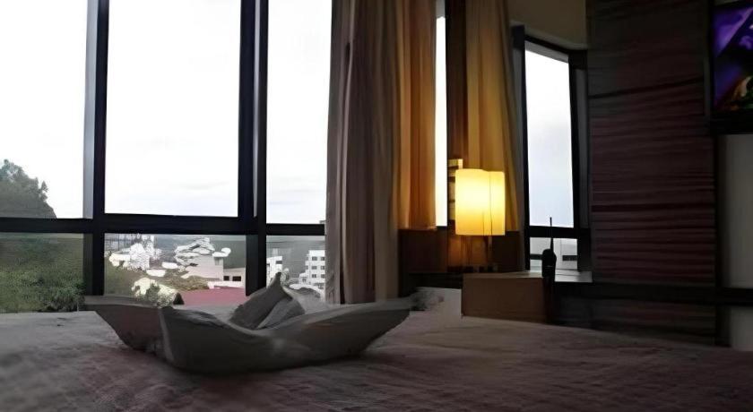 Travello Hotel Manado Ngoại thất bức ảnh